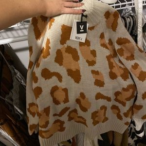Vici collection sweater